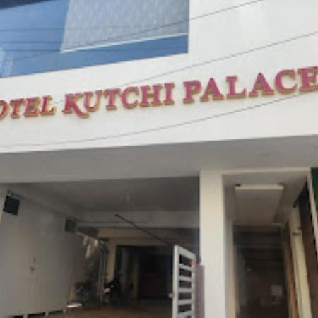 Hotel Kutchi Palace, Dwarka Экстерьер фото