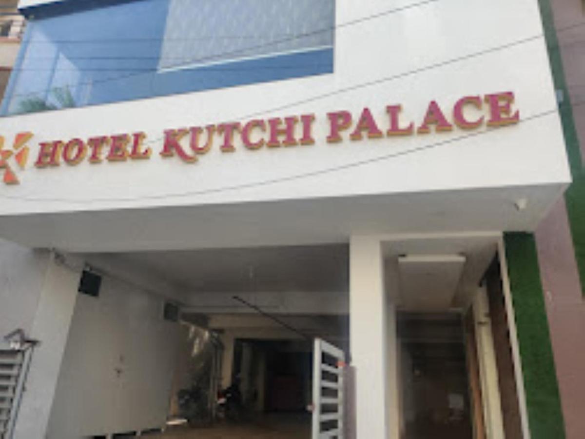 Hotel Kutchi Palace, Dwarka Экстерьер фото